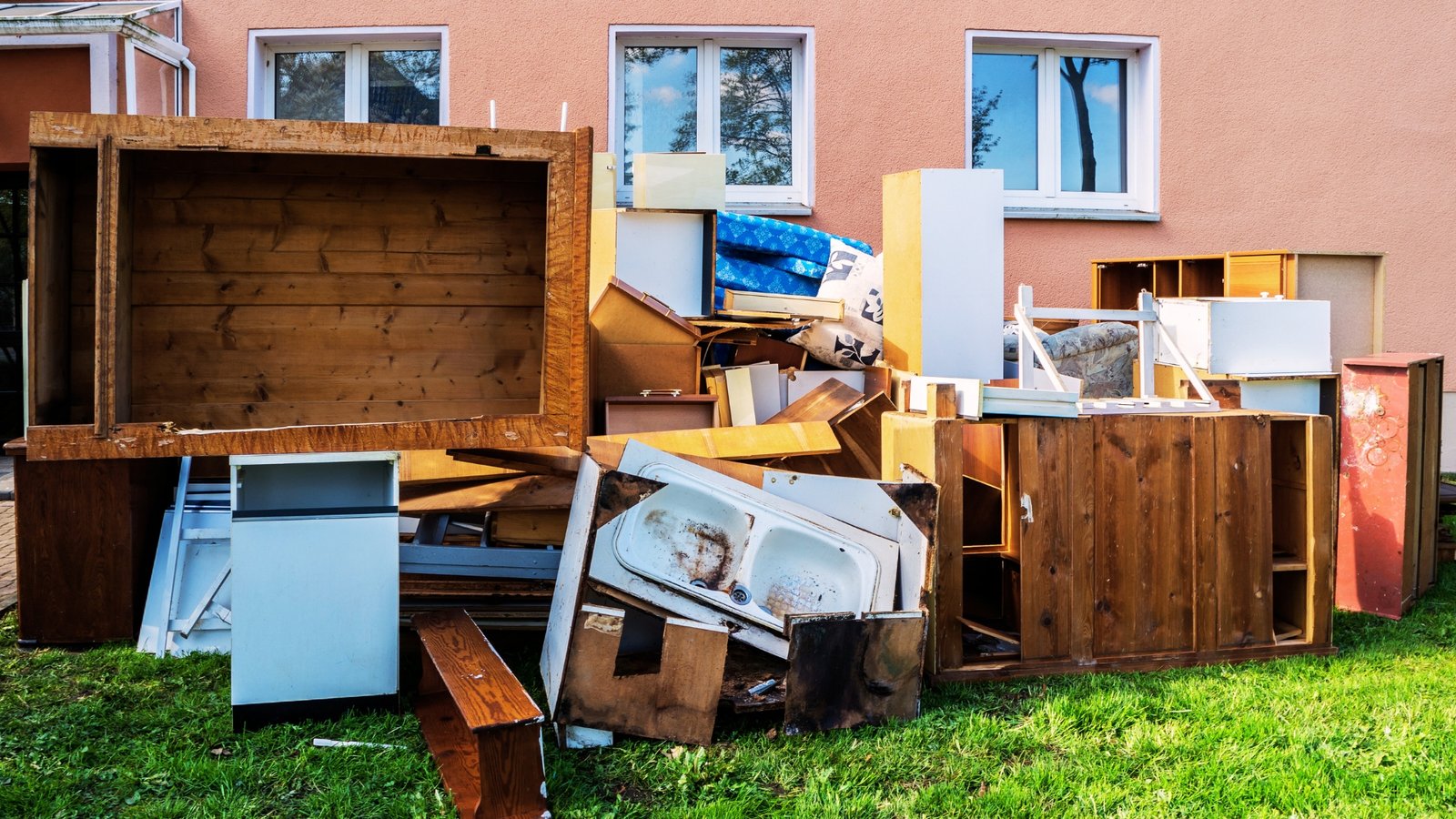 Hard Rubbish & Bulk Waste Pickup